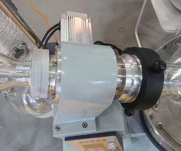 旋转蒸发仪的使用方法和注意事项