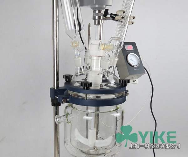 小型双层玻璃反应釜优点