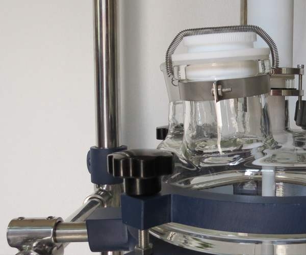 双层玻璃反应釜的结构和原理